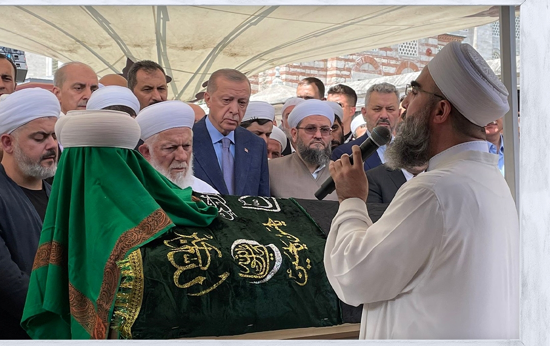 Gönül seli! Mahmud Ustaosmanoğlu Hocaefendi son yolculuğuna uğurlanıyor: Cenaze töreninden canlı yayın