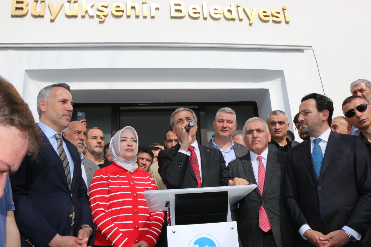 Sakarya Büyükşehir Belediyesi Devir Teslim töreninde Başkan Yusuf Alemdar'ınTeşekkür Konuşması