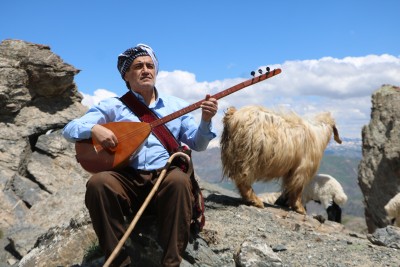 SANAT DÜNYASININ 