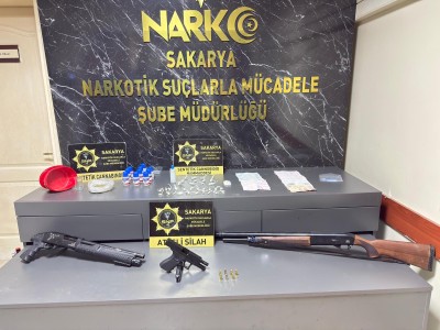 Sakarya’da Zehir Fabrikasına Darbe: Erenler’deki Operasyonda Kilolarca Bonzai Hammaddesi Ele Geçirildi!