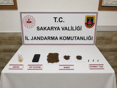 SAKARYA’DA JANDARMADAN NEFES KESEN UYUŞTURUCU OPERASYONU: 7 TUTUKLAMA!