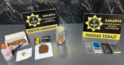 Narkotikten Sakarya’da Zehir Tacirine Ağır Darbe: Evinden Uyuşturucu Fabrikası Çıktı!